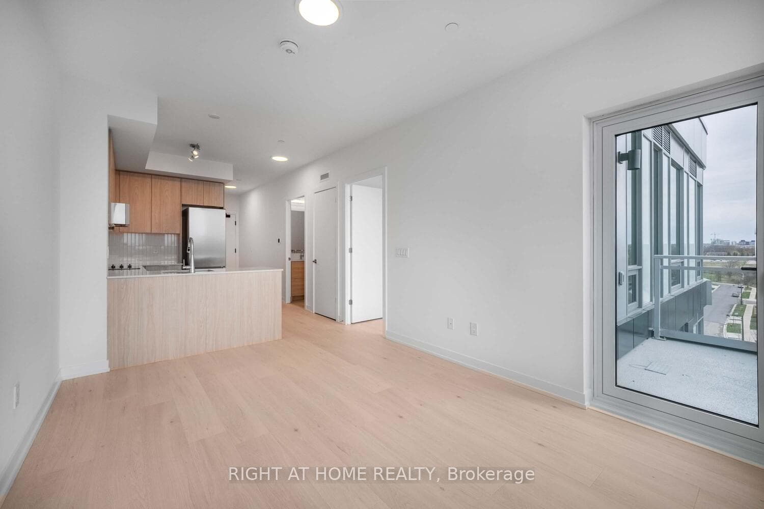 2501 Saw Whet Boulevard Unit 606 photo 11