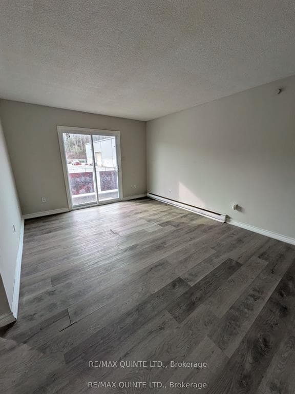 157 Stanley Street Unit 4 photo 2