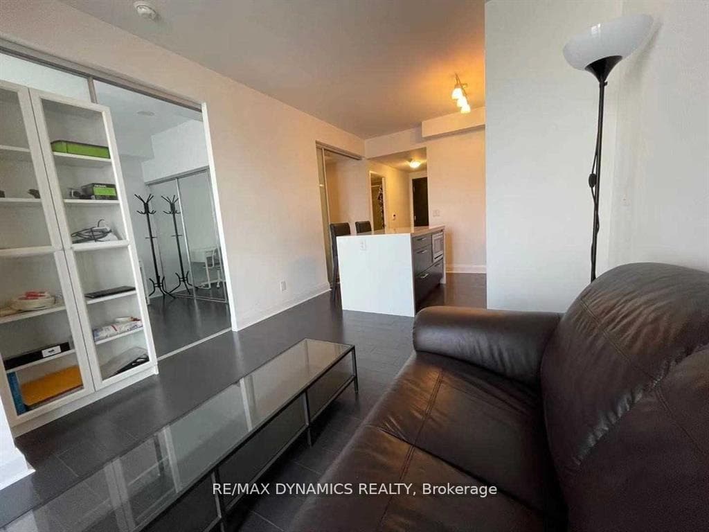 1080 Bay Street Unit 3109 photo 5