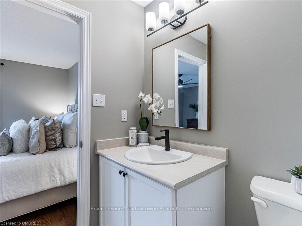 1059 DEACON Drive photo 40