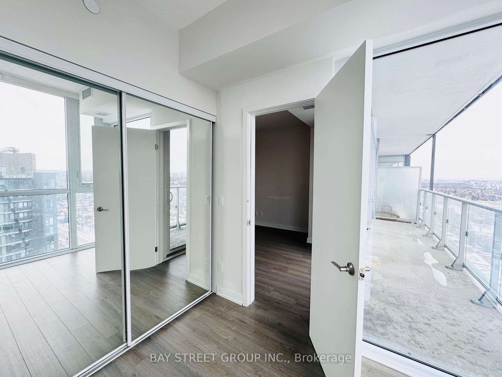 5180 Yonge Street Unit 3103 photo 11