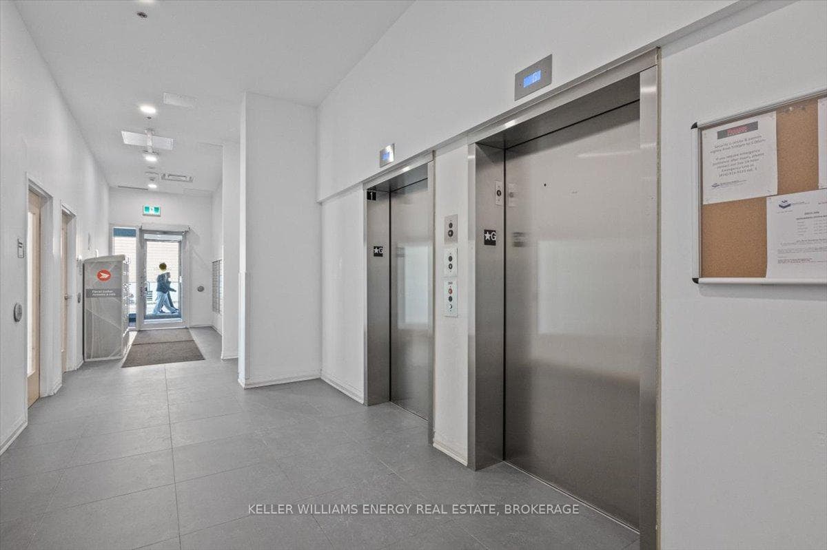 1900 Simcoe Street Unit 829 photo 7