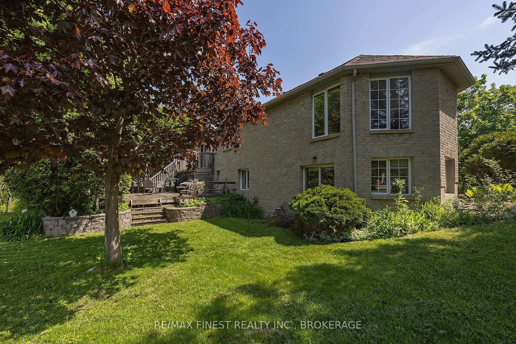 941 Malvern Terrace photo 9