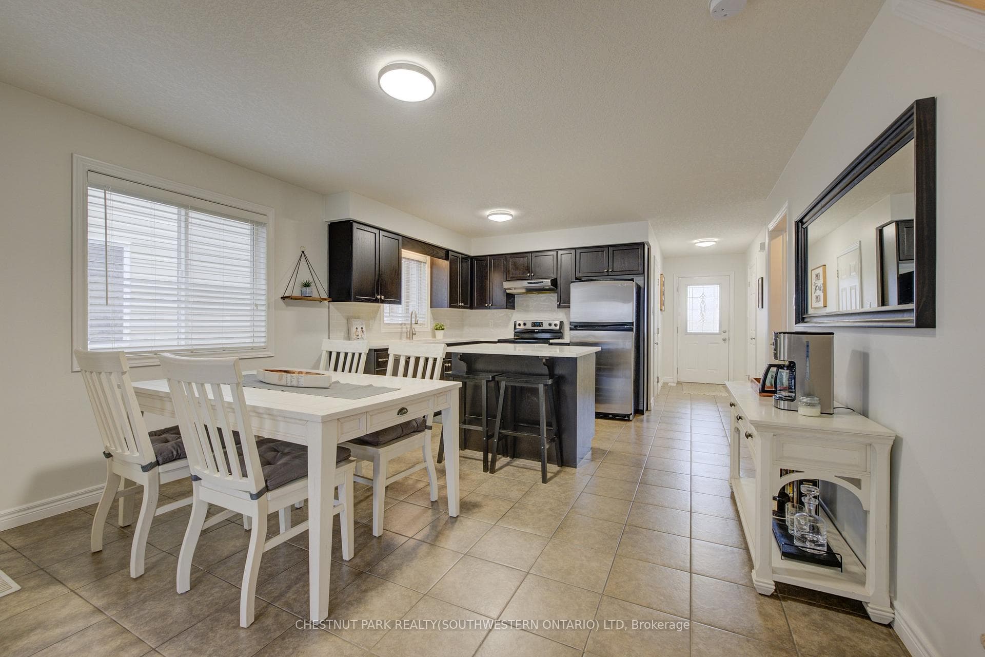 93 Upper Mercer Street photo 14