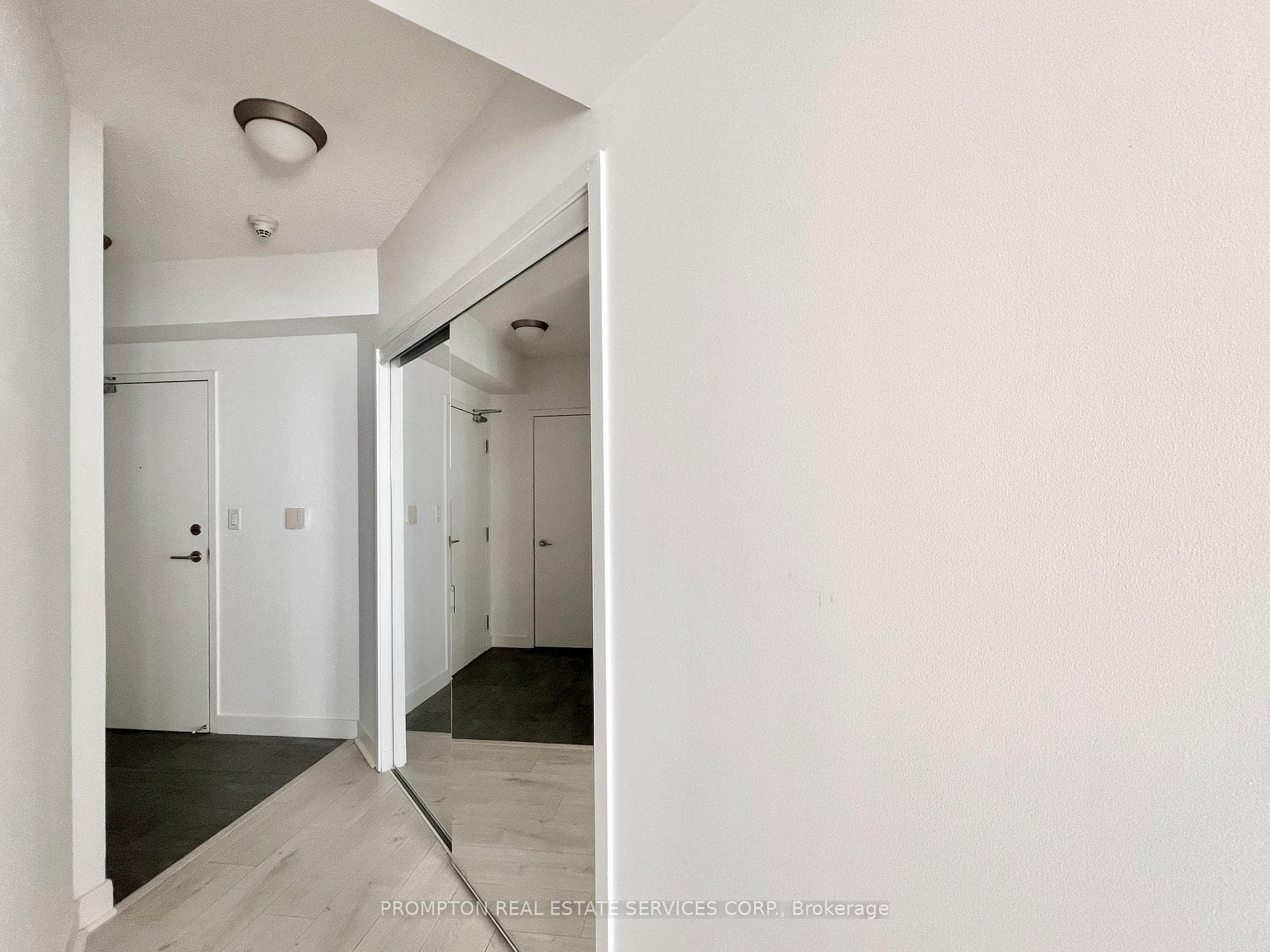 11 Brunel Court Unit 2715 photo 22