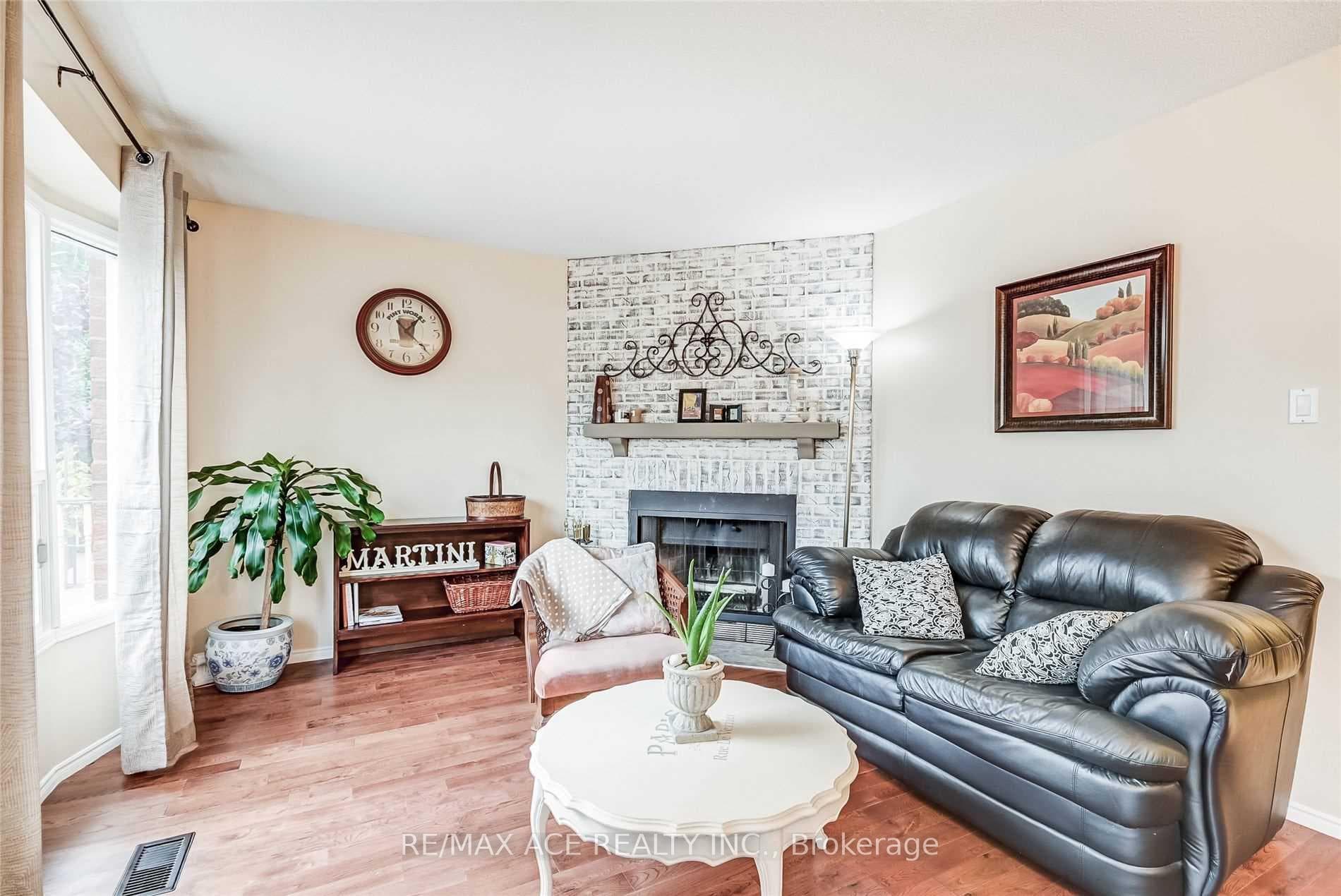 161 Heale Avenue Unit Main photo 18