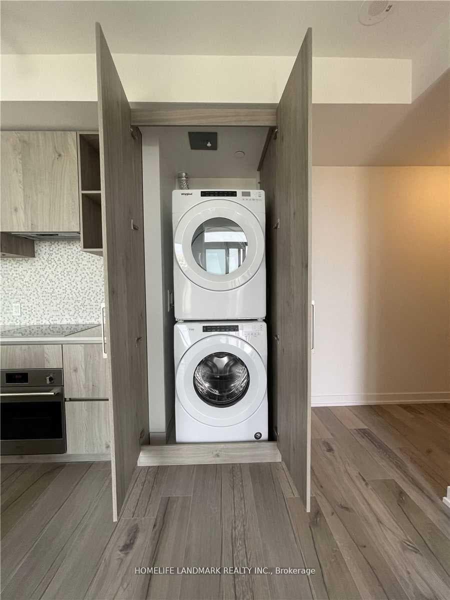 1 Yorkville Avenue Unit 2311 photo 10