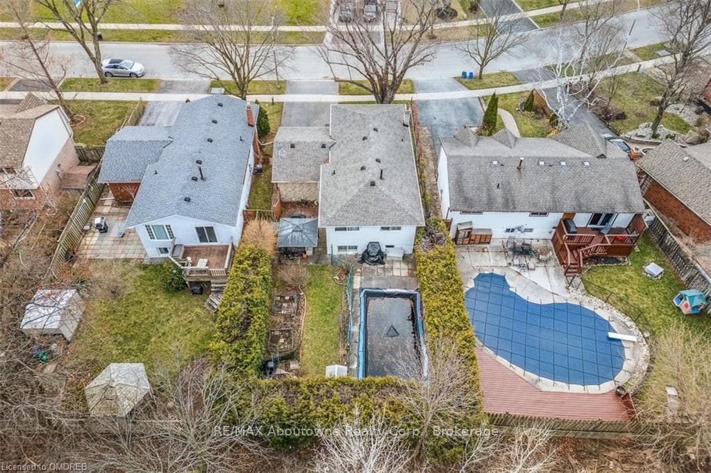 601 SHERATON Road photo 41