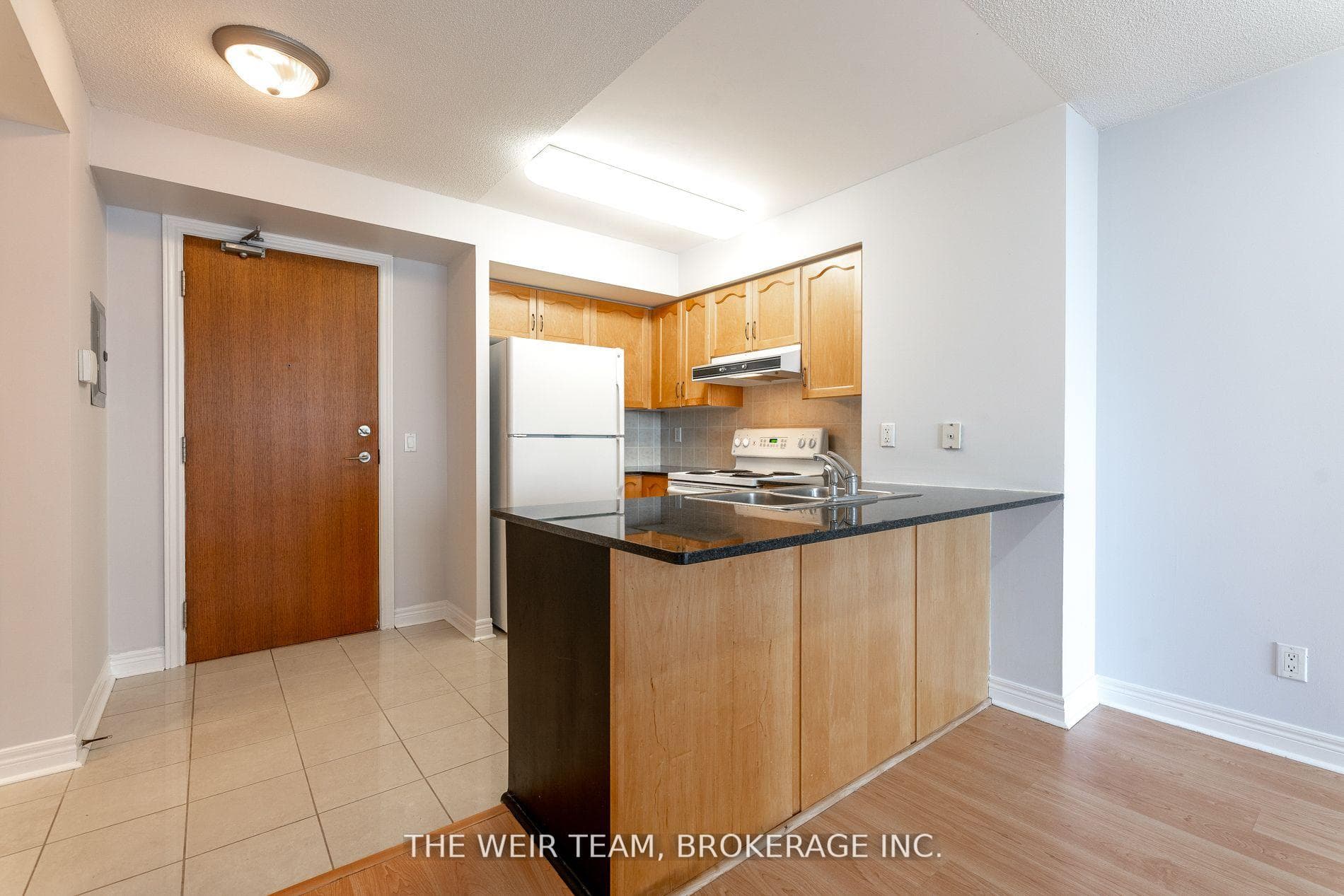 60 Disera Drive Unit 608 photo 4