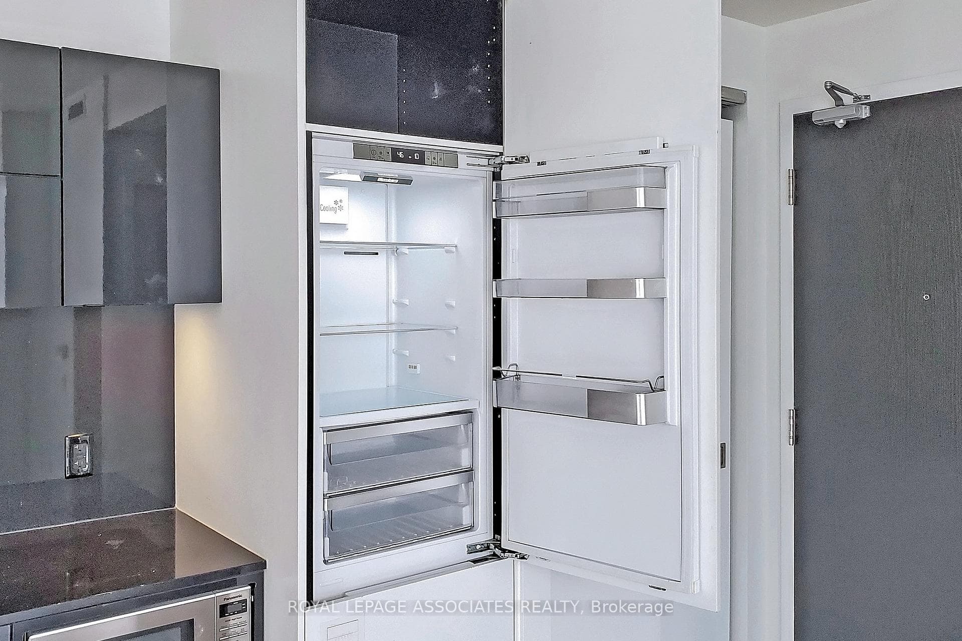 125 Peter Street Unit 1509 photo 19