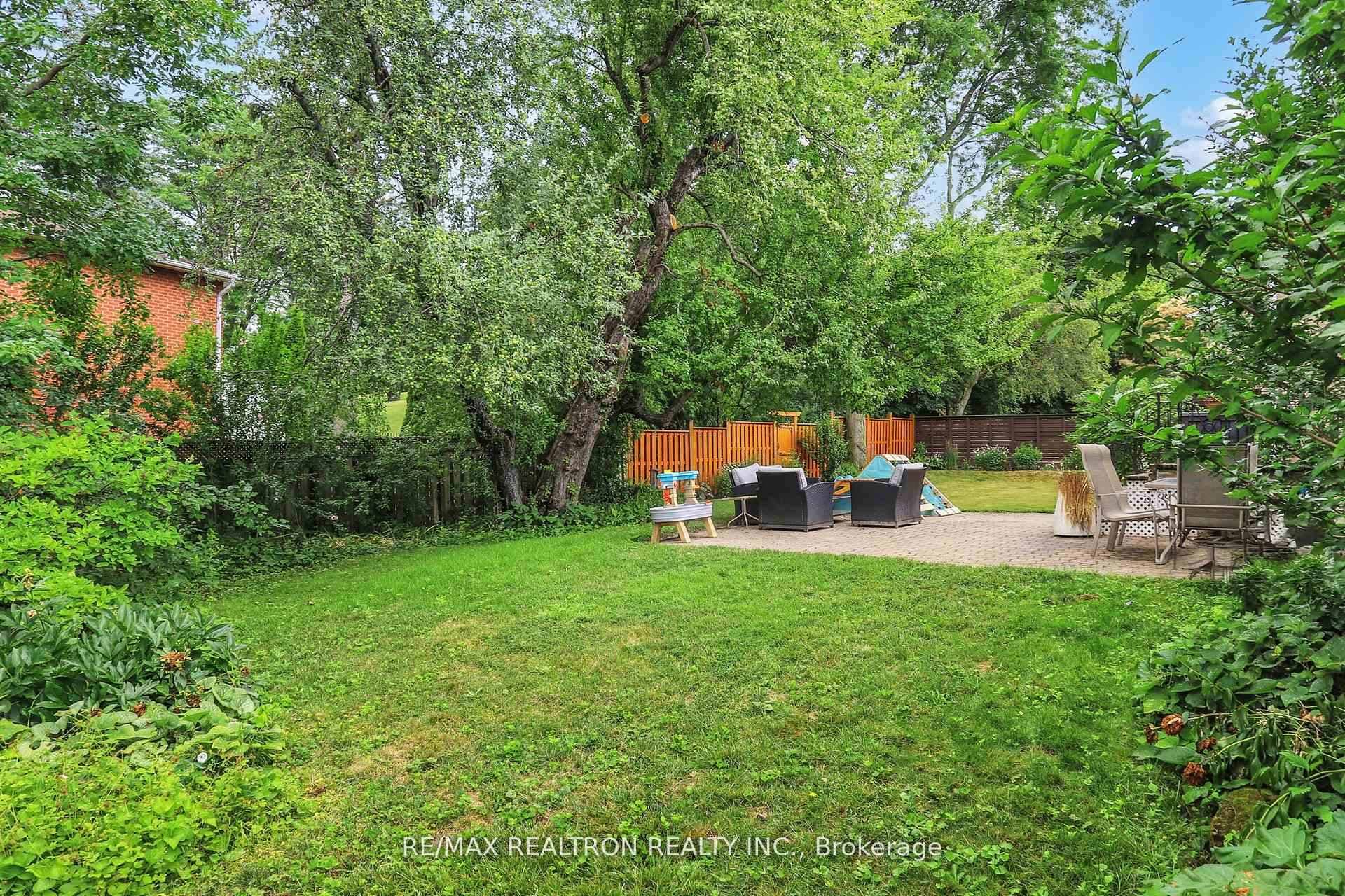 87 Valentine Drive photo 42