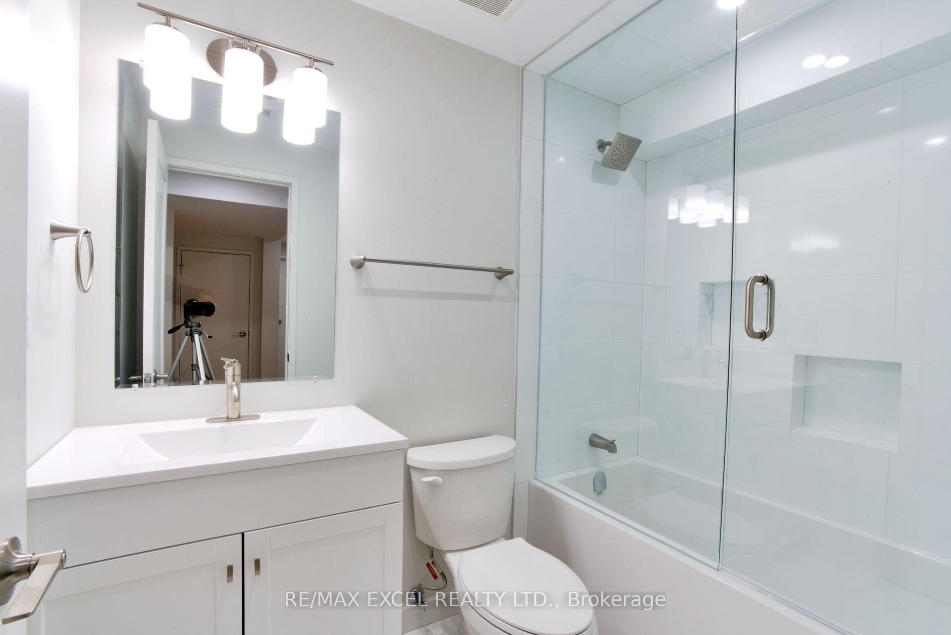 30 Palomino Drive Unit Bsmt photo 20