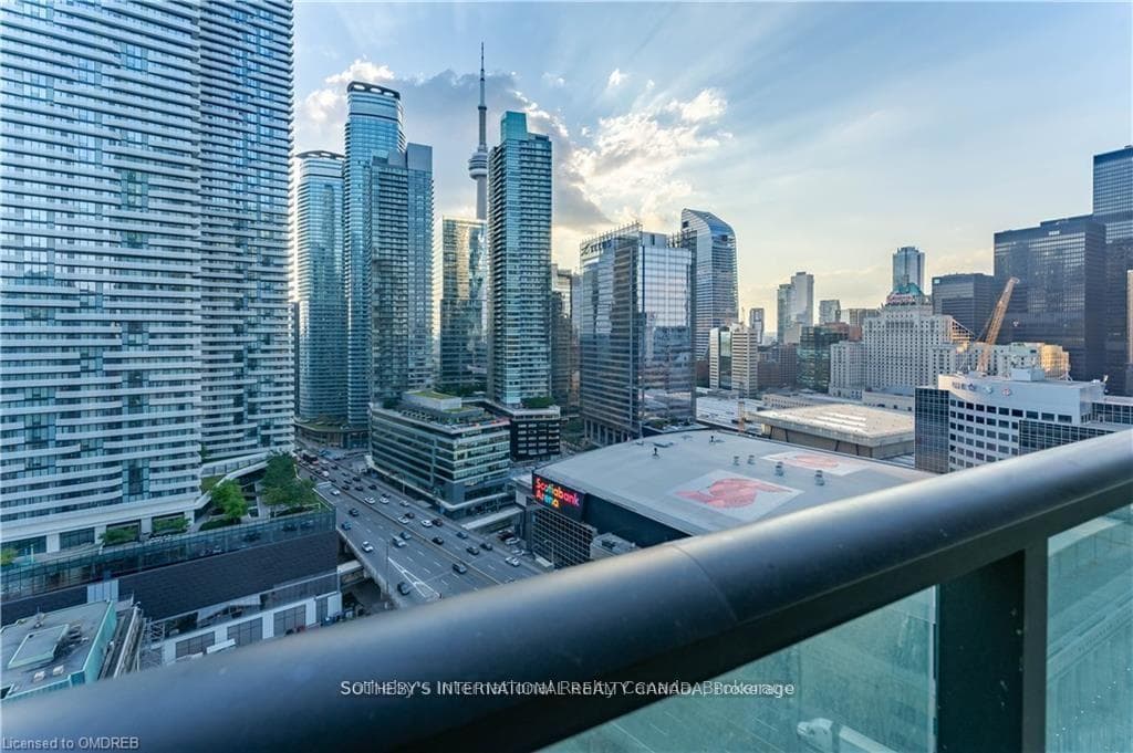 33 Bay Street Unit 2603 photo 10