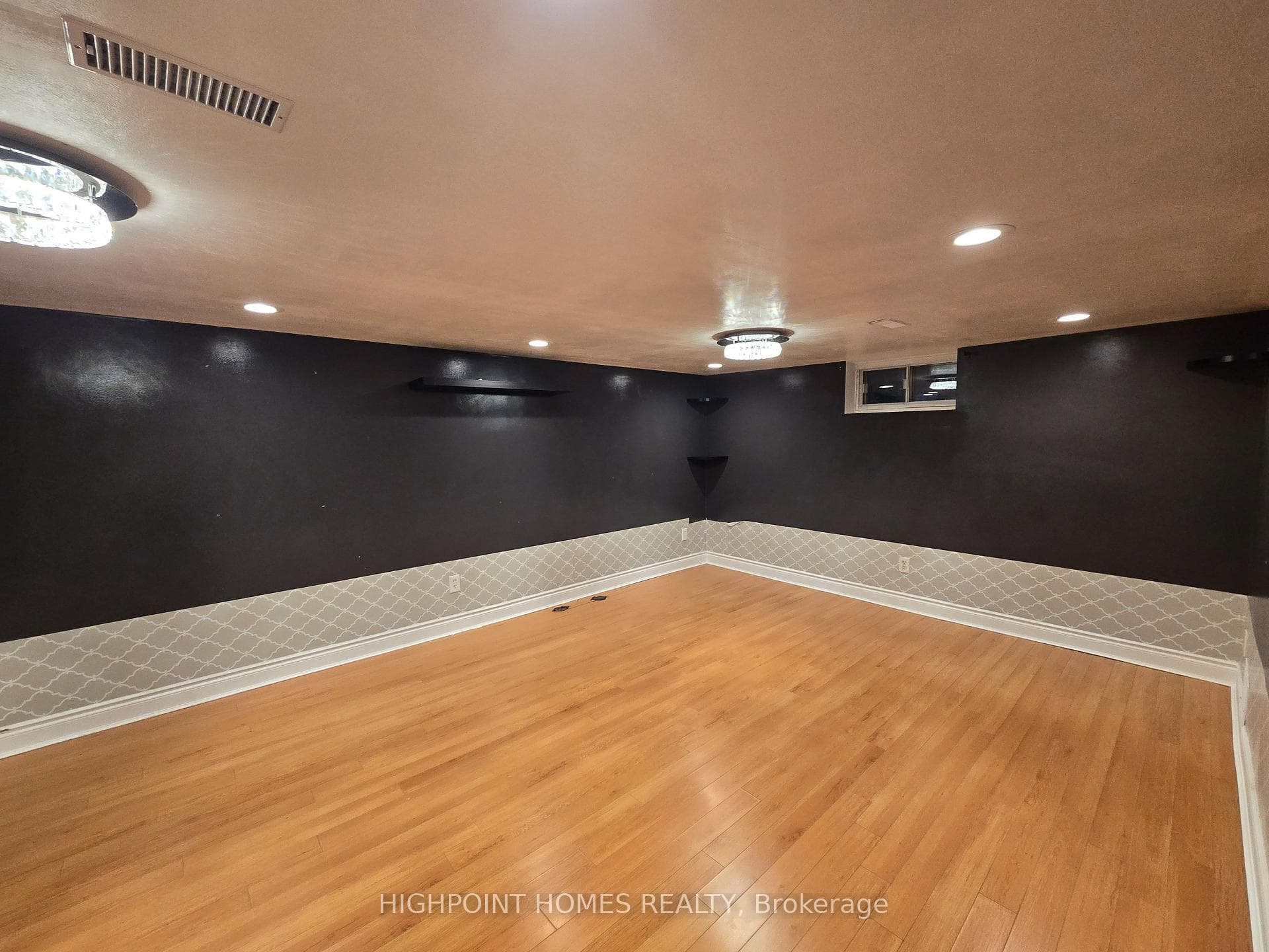 25 Chandler Drive Unit Lower photo 6