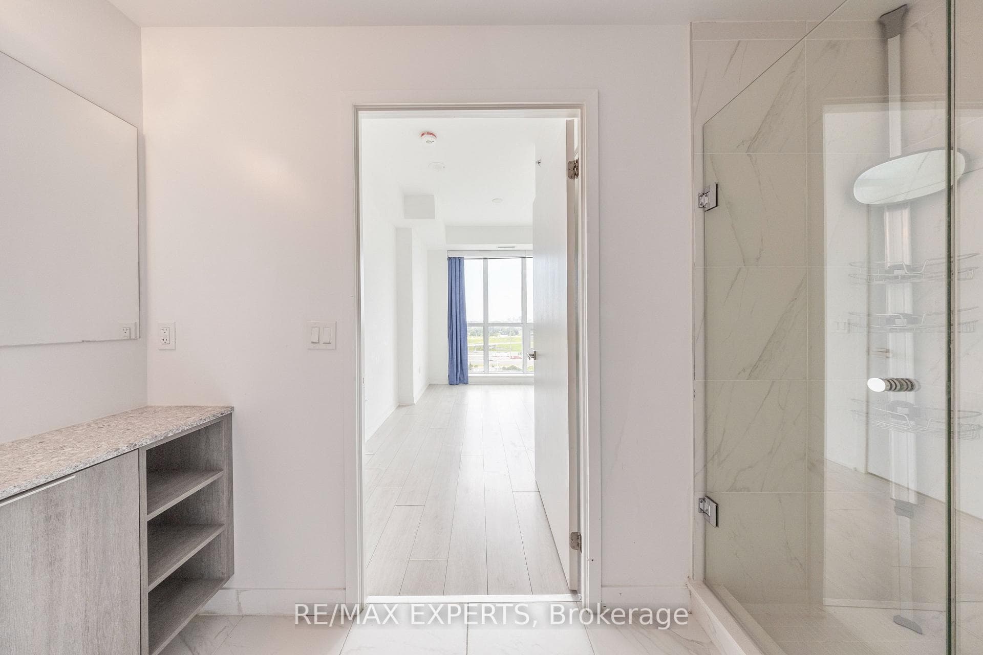 31 Tippett Road Unit 1410 photo 21
