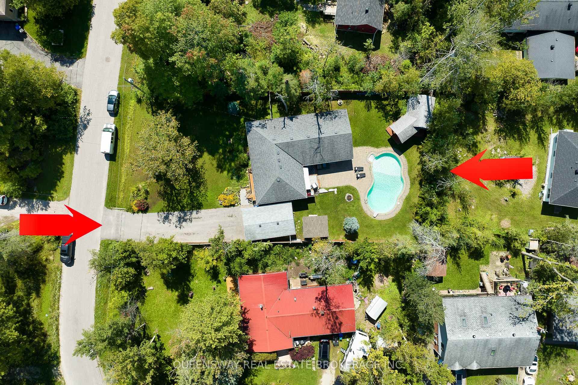 2350 Taylorwoods Boulevard photo 1
