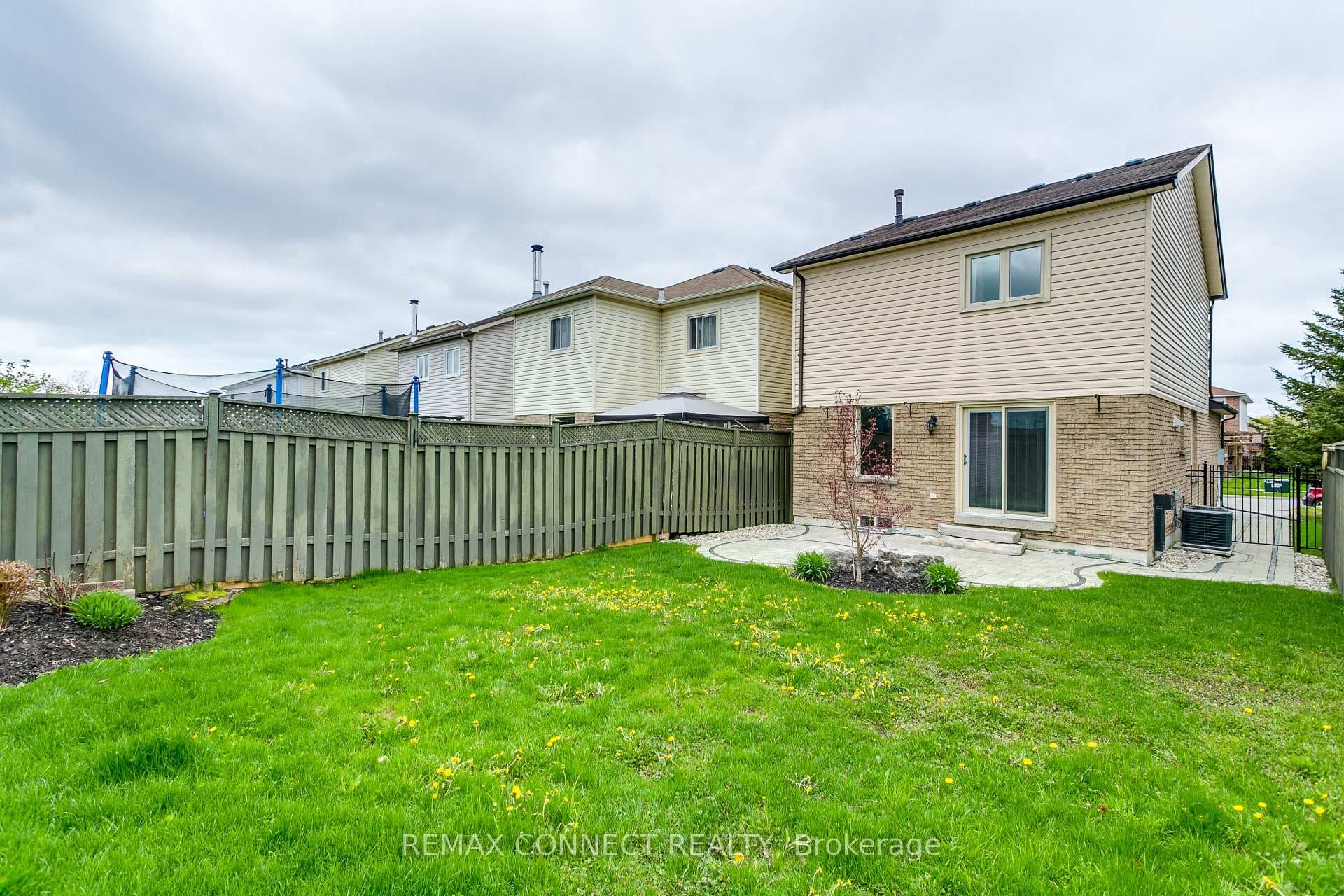 15 Kennedy Drive photo 15
