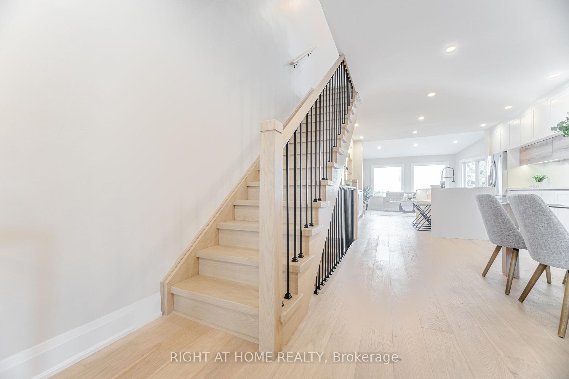 23 Bowmore Road photo 43