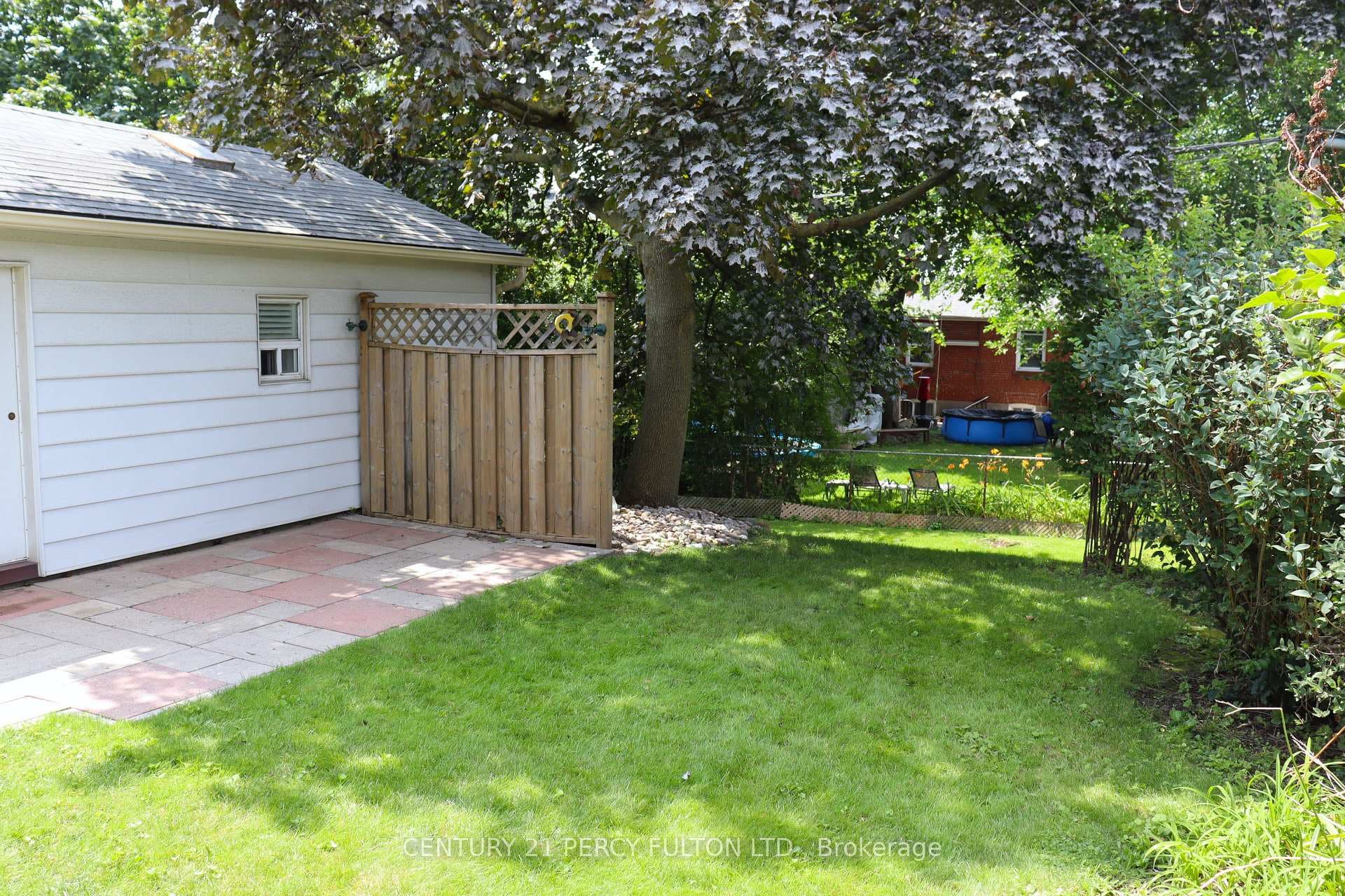 110 Gilroy Drive photo 24