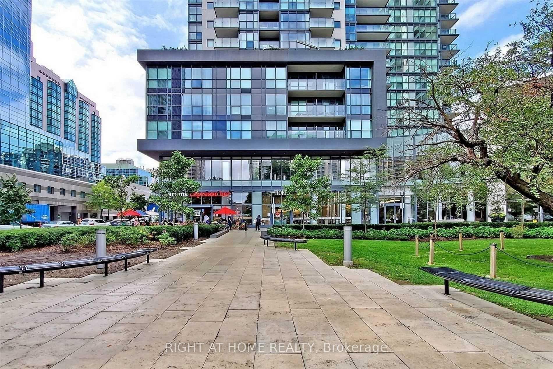 5168 Yonge Street Unit 2110 photo 13