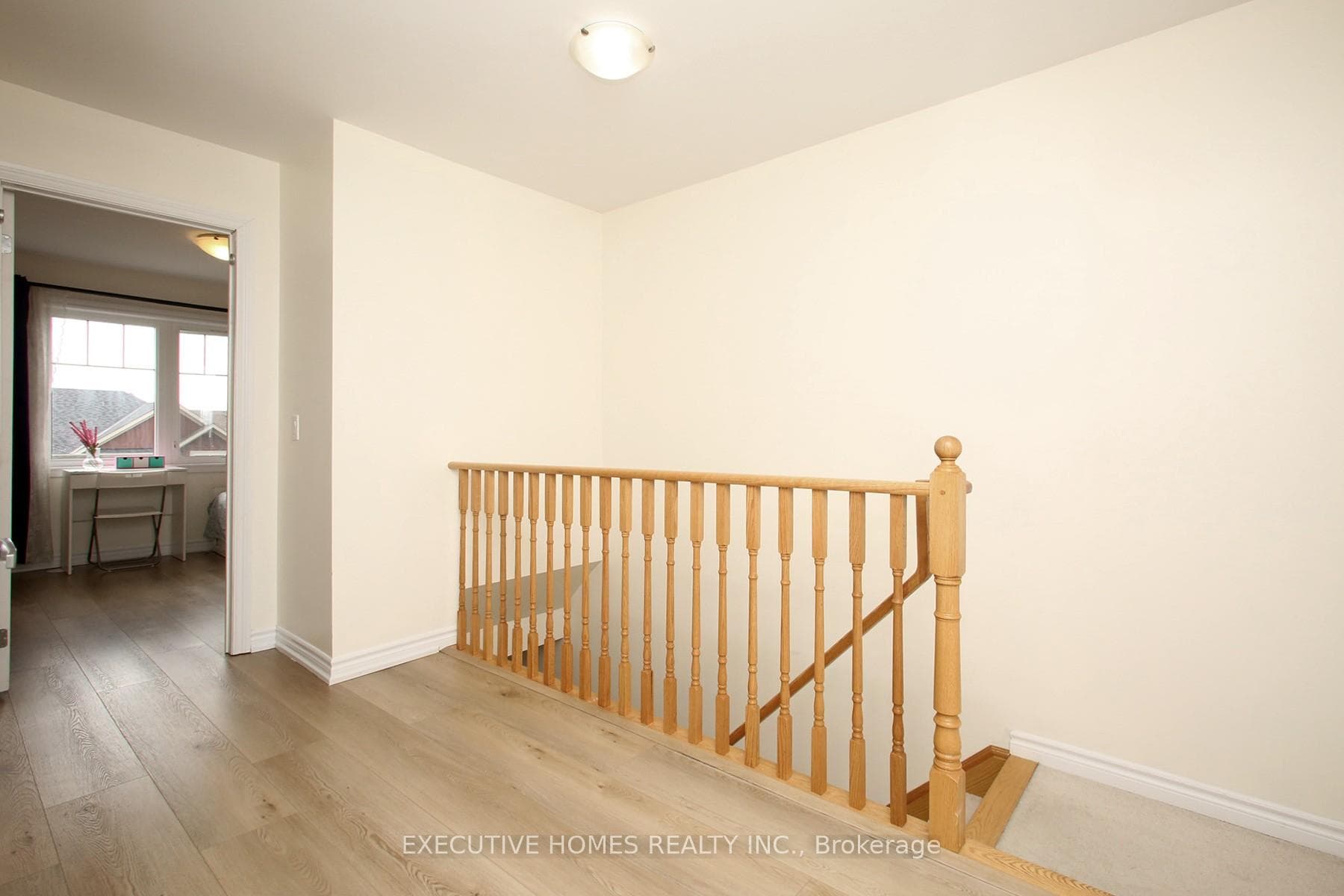 70 Nearco Crescent photo 16