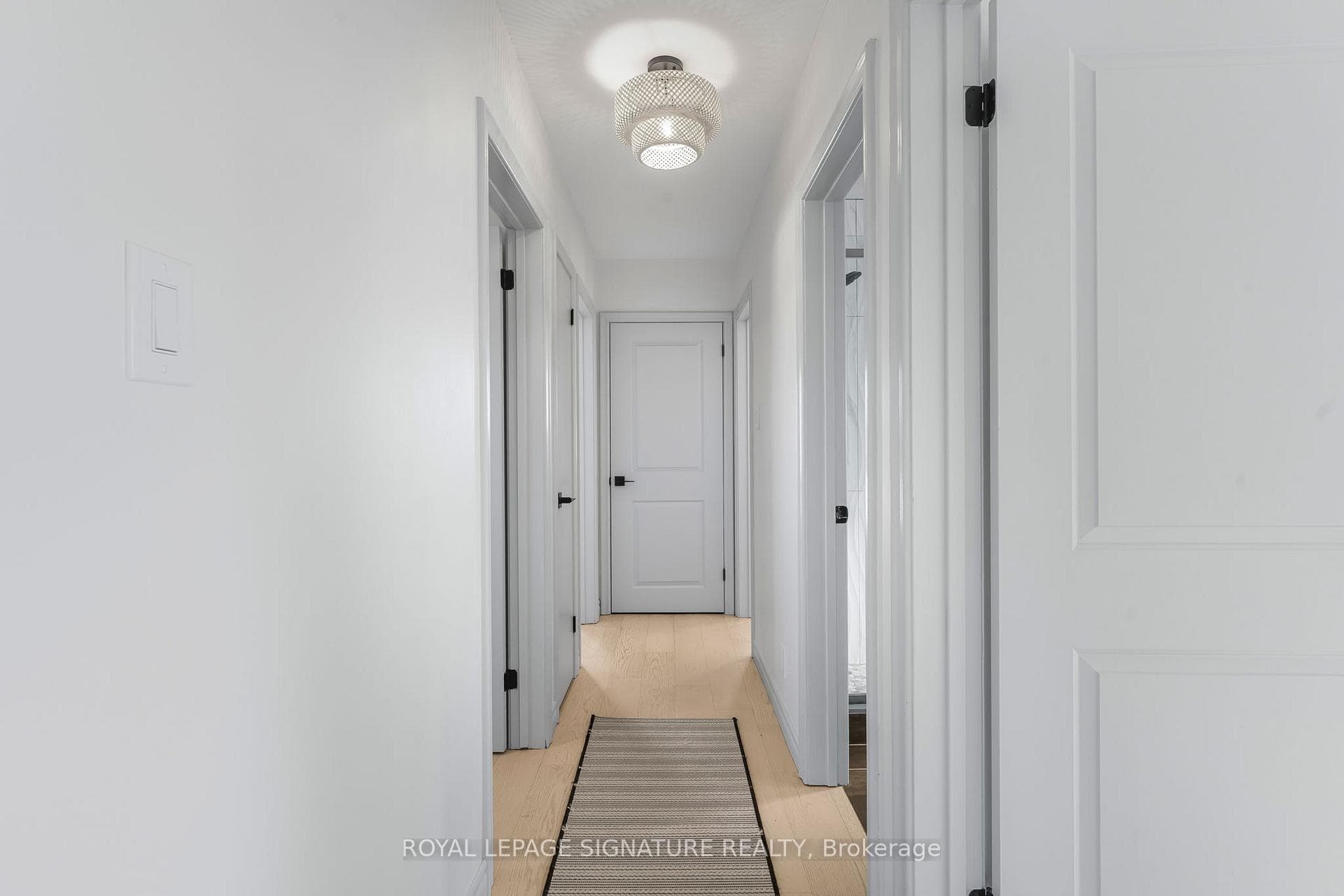 111 Eastchester Avenue Unit Upper photo 17