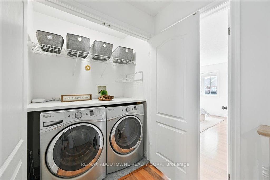 31 Olivia Place photo 32