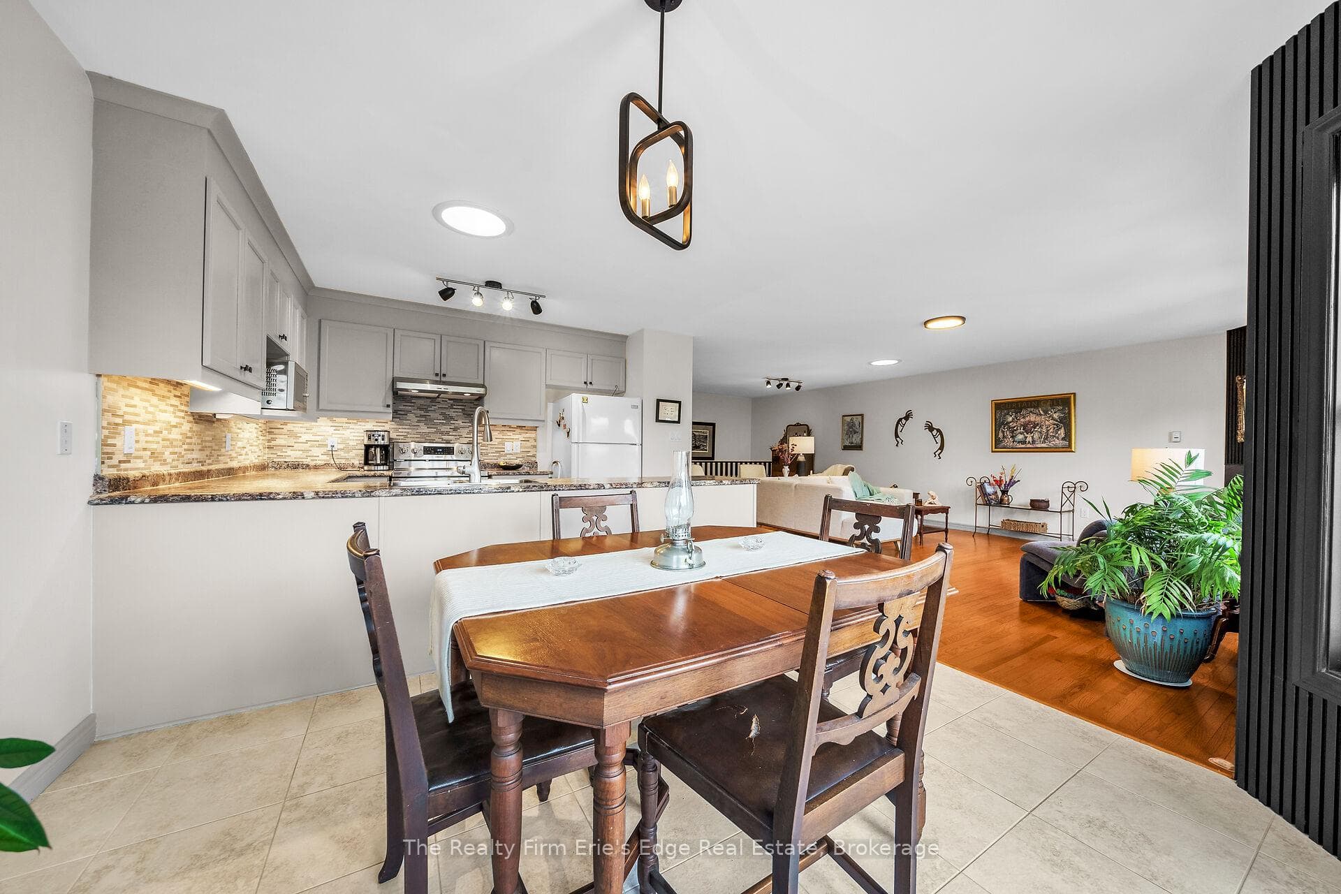 26 Balsam Trail photo 18