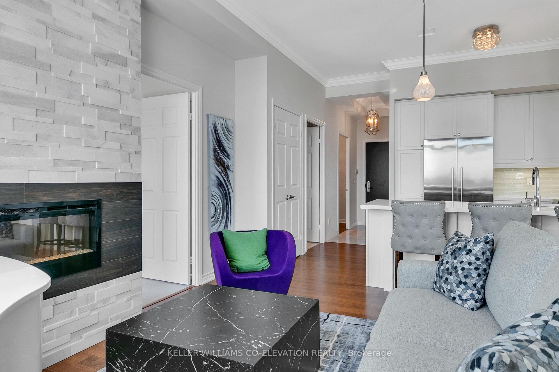 1135 Royal York Rd Road Unit 1406 photo 6