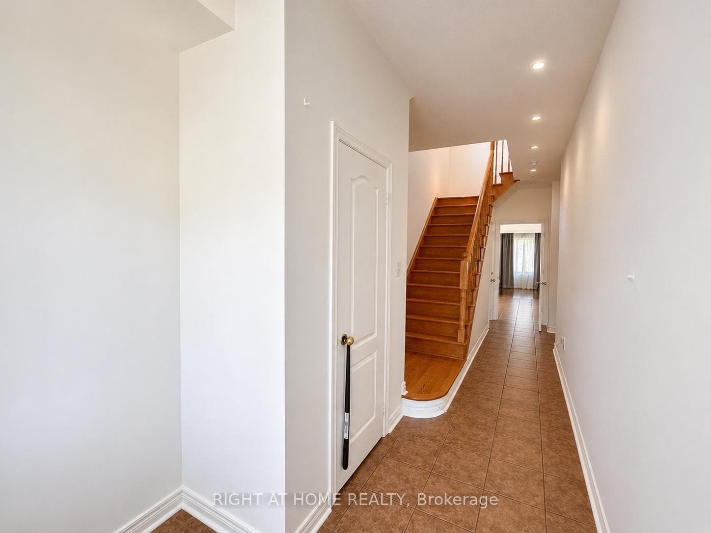 20 Spring Arbour Road photo 2
