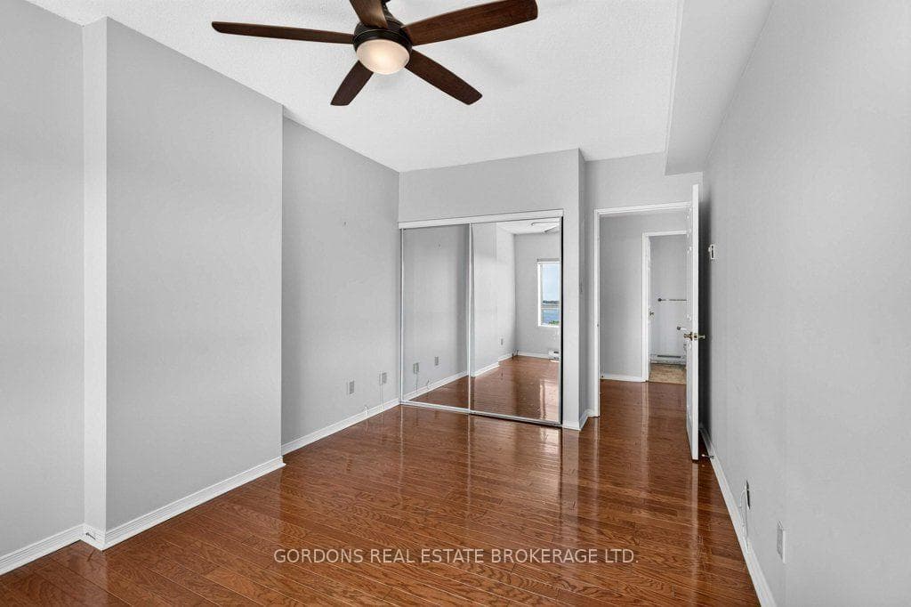 1000 King Street Unit 1005 photo 33