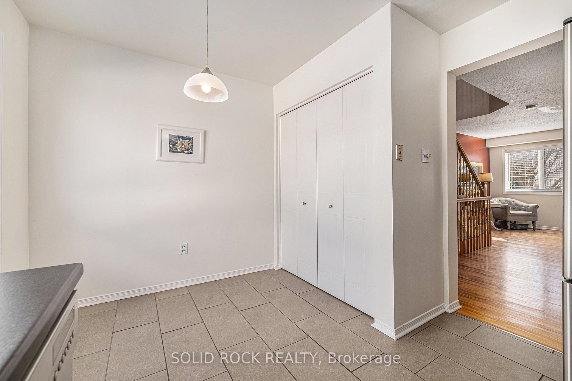 Kitchen Eating Area