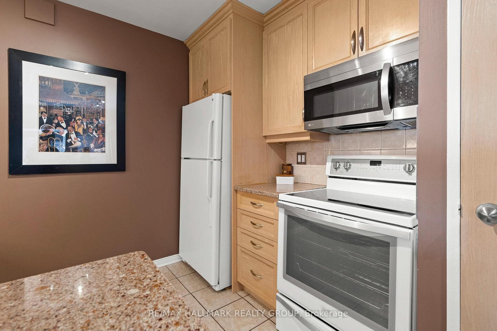 500 Laurier Avenue Unit 2301 photo 9