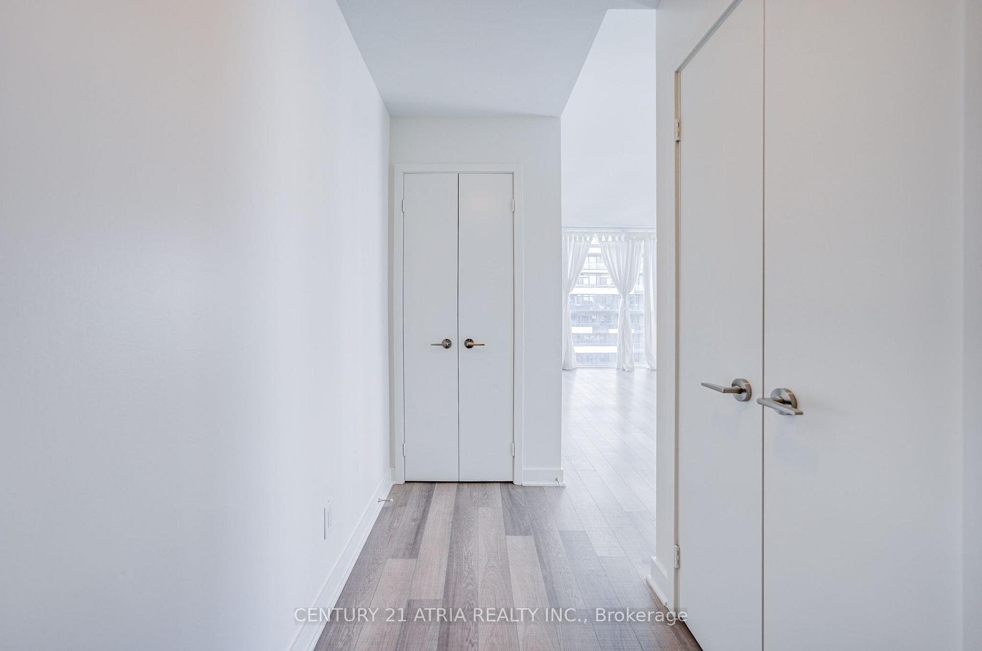 290 Adelaide Street Unit 2404 photo 9