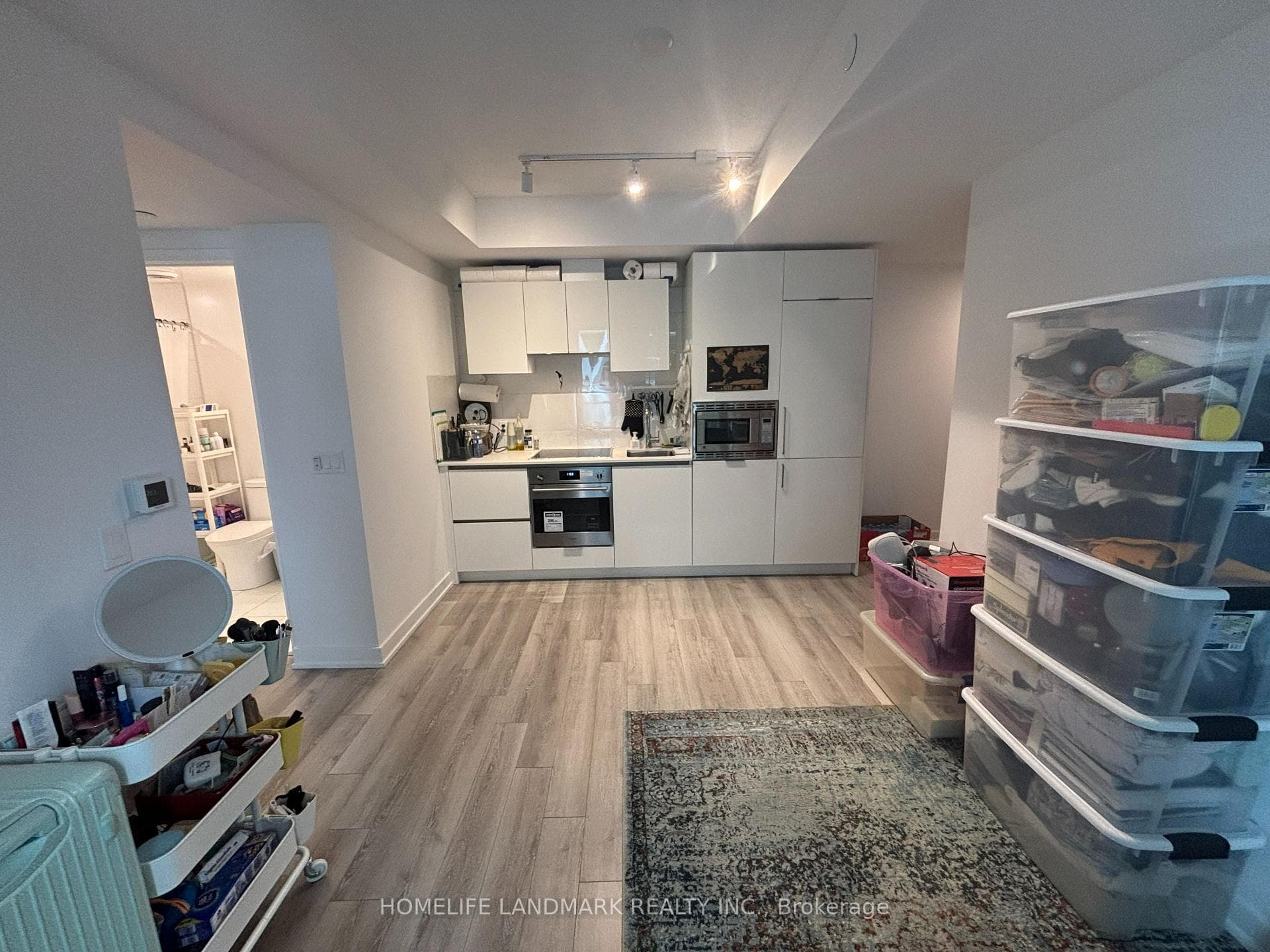238 Simcoe Street Unit 1906 photo 4