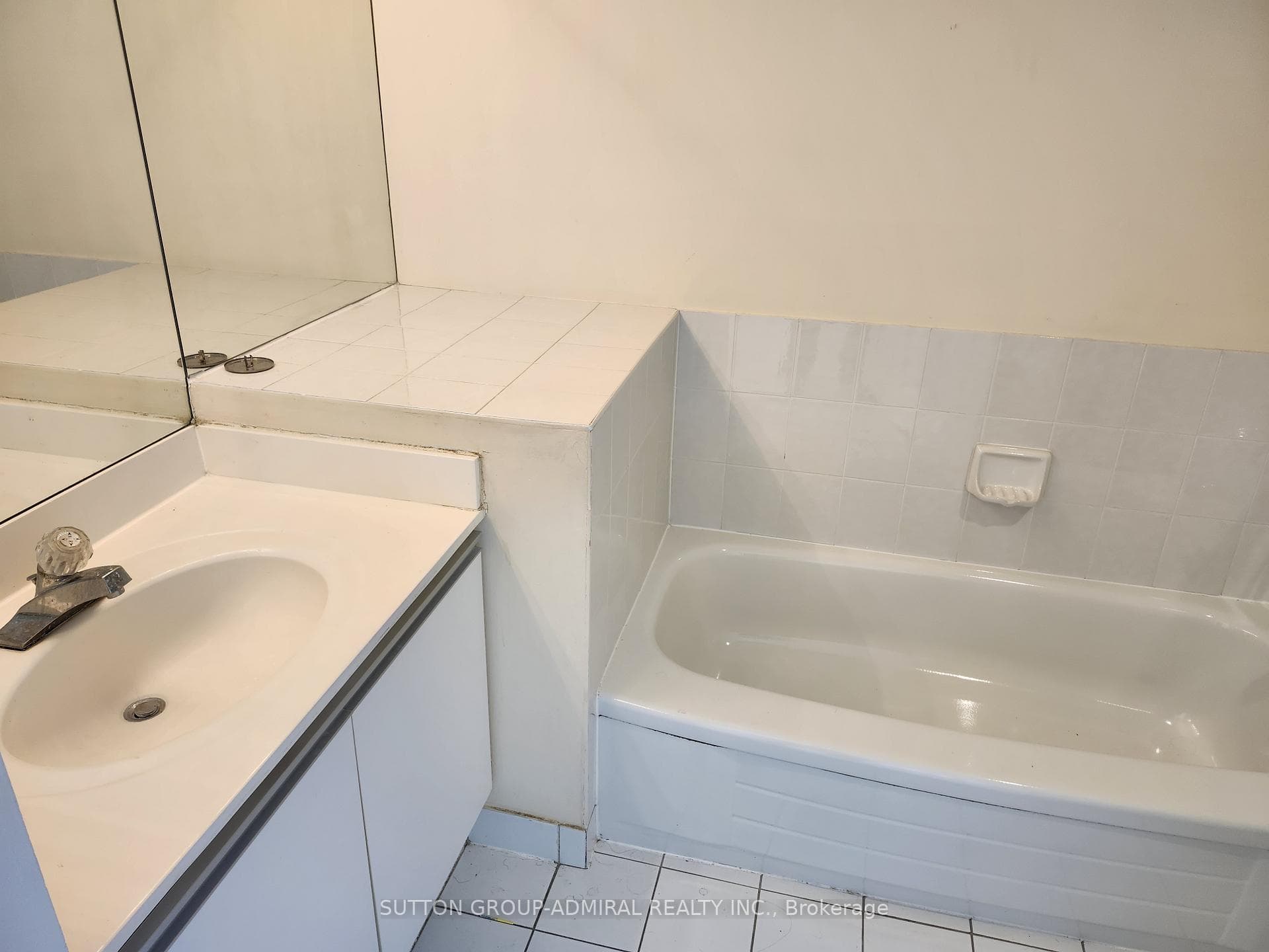 120 Promenade Circle Unit 910 photo 17