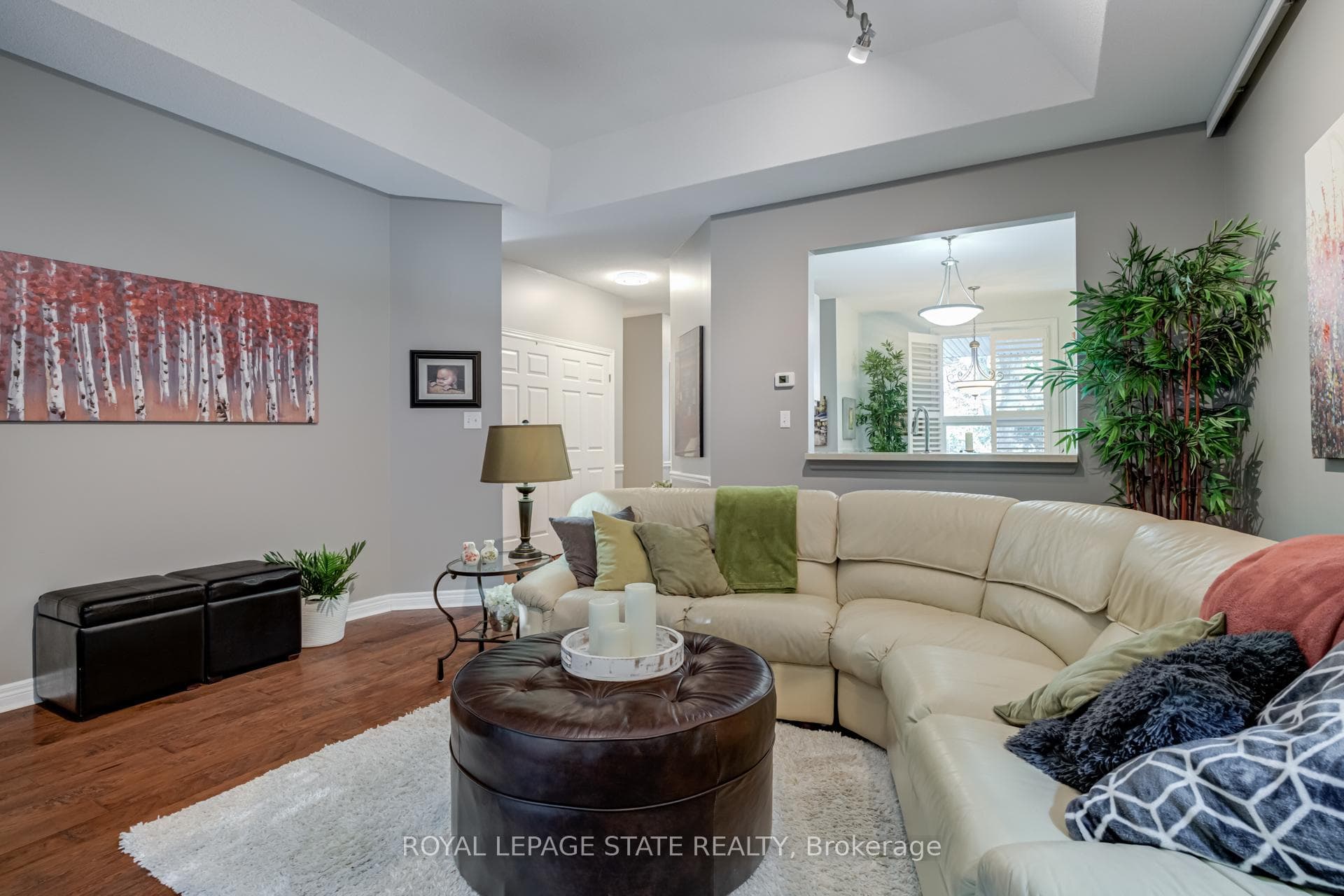 102 Greentrail Drive photo 13