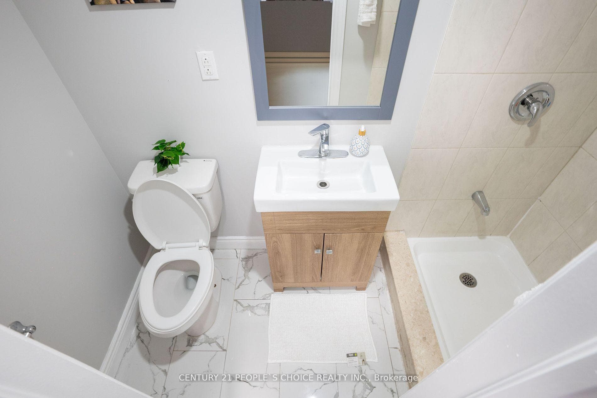 5 Ladore Drive photo 17