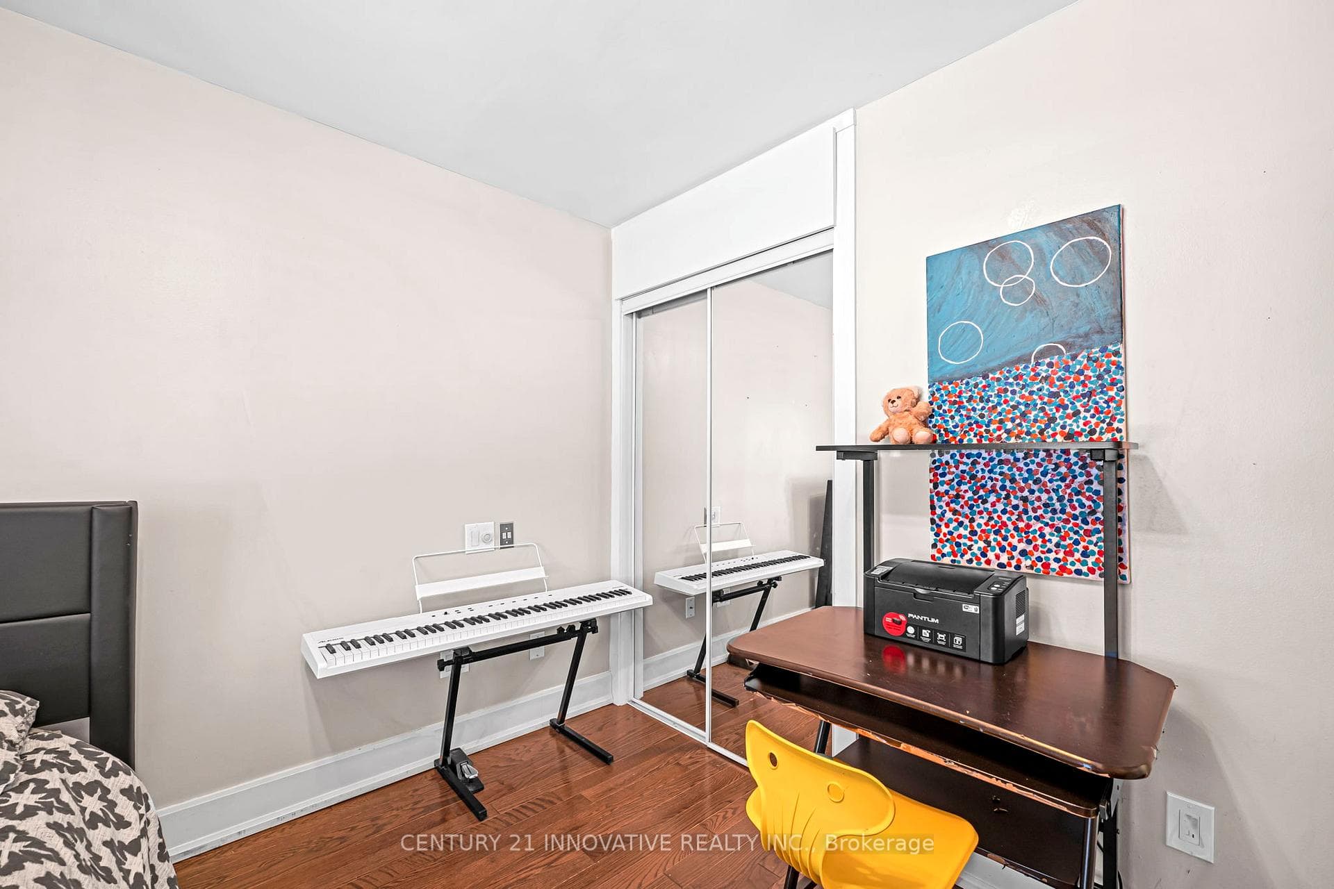 48 Brenda Crescent photo 21