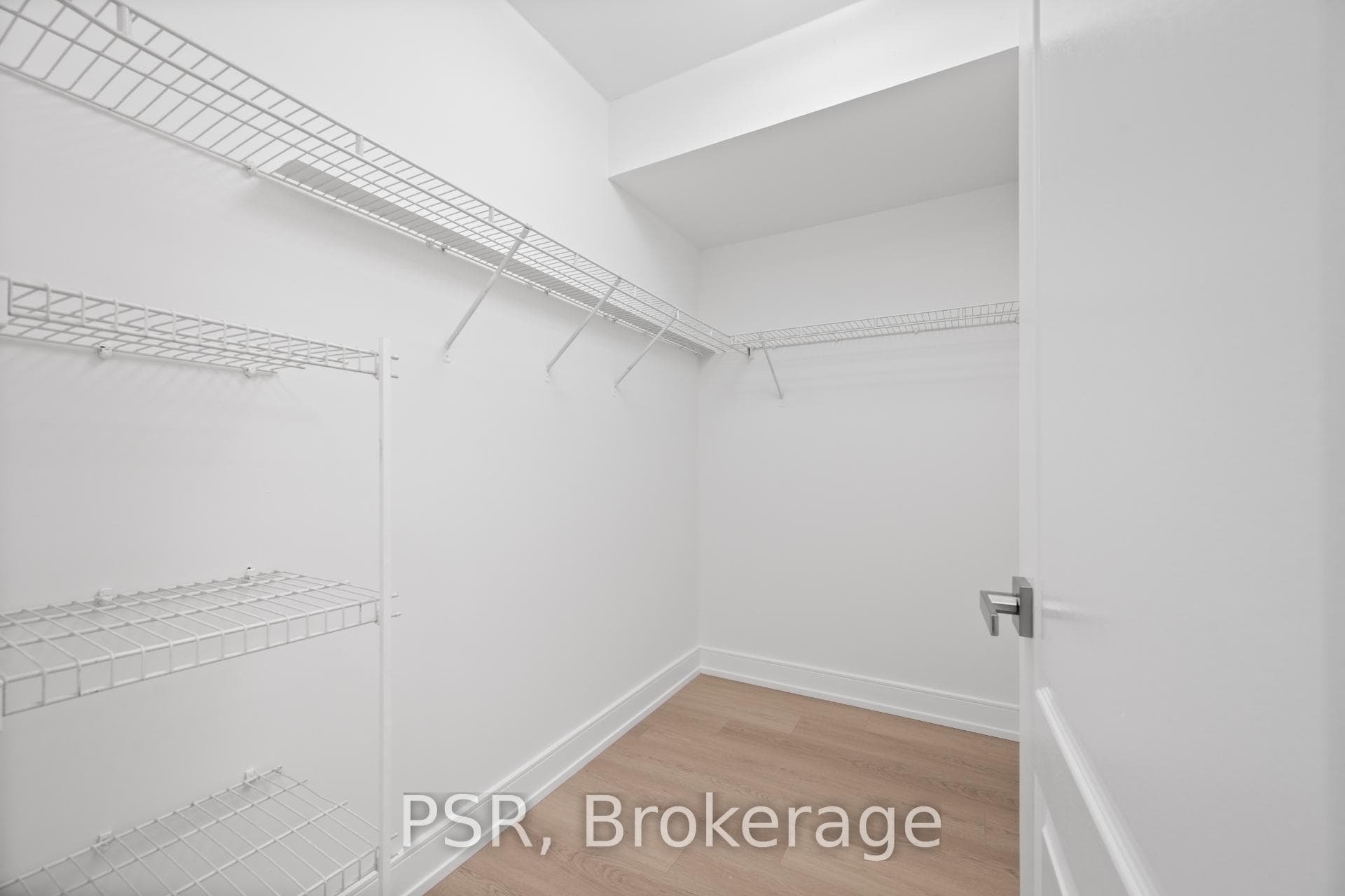 50 John Street Unit 1016 photo 9