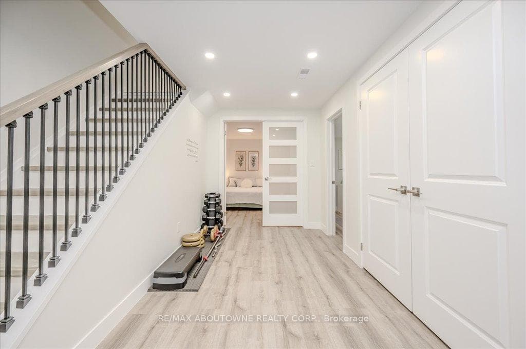 6419 Saratoga Way photo 30