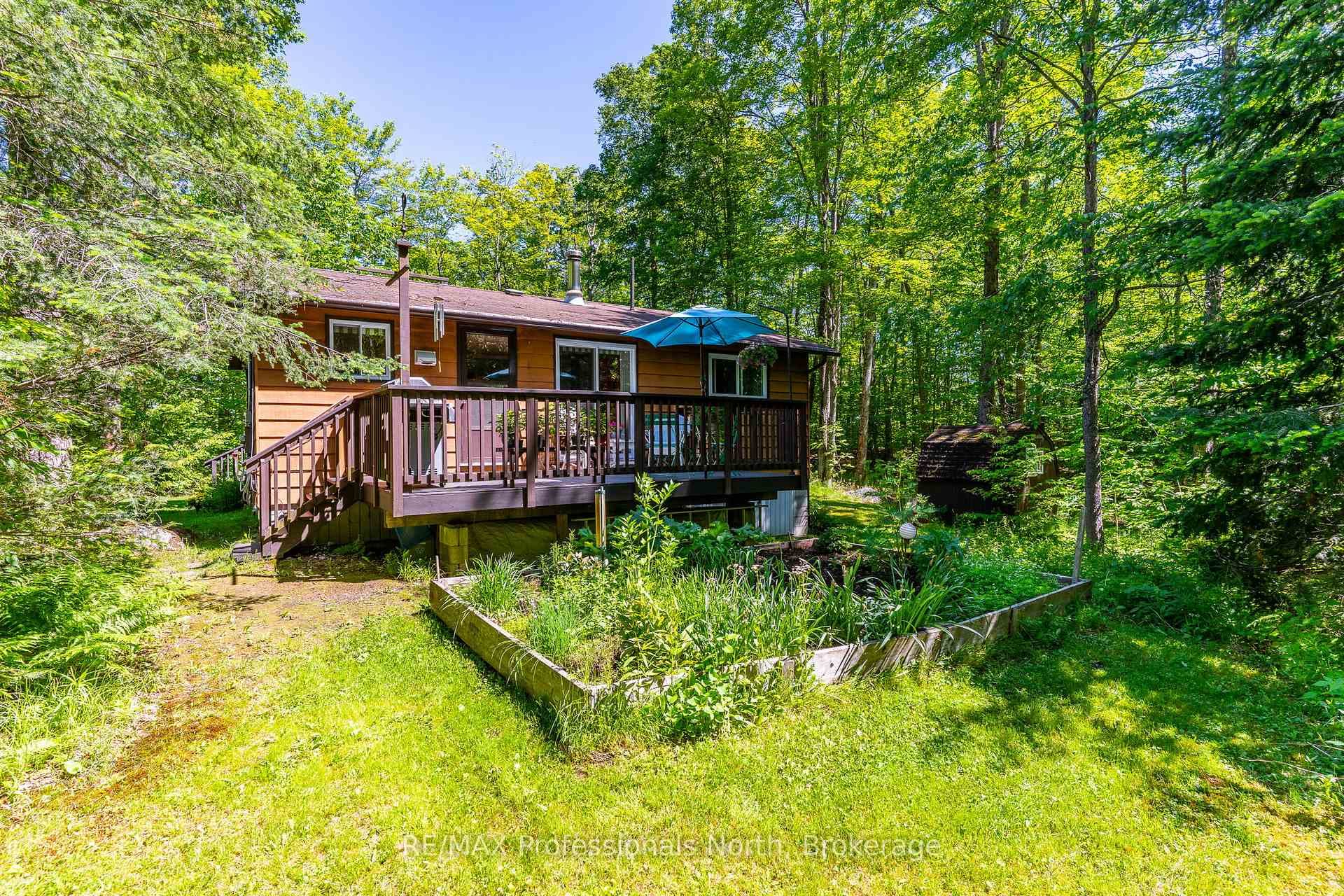 4792 Harburn Road photo 31