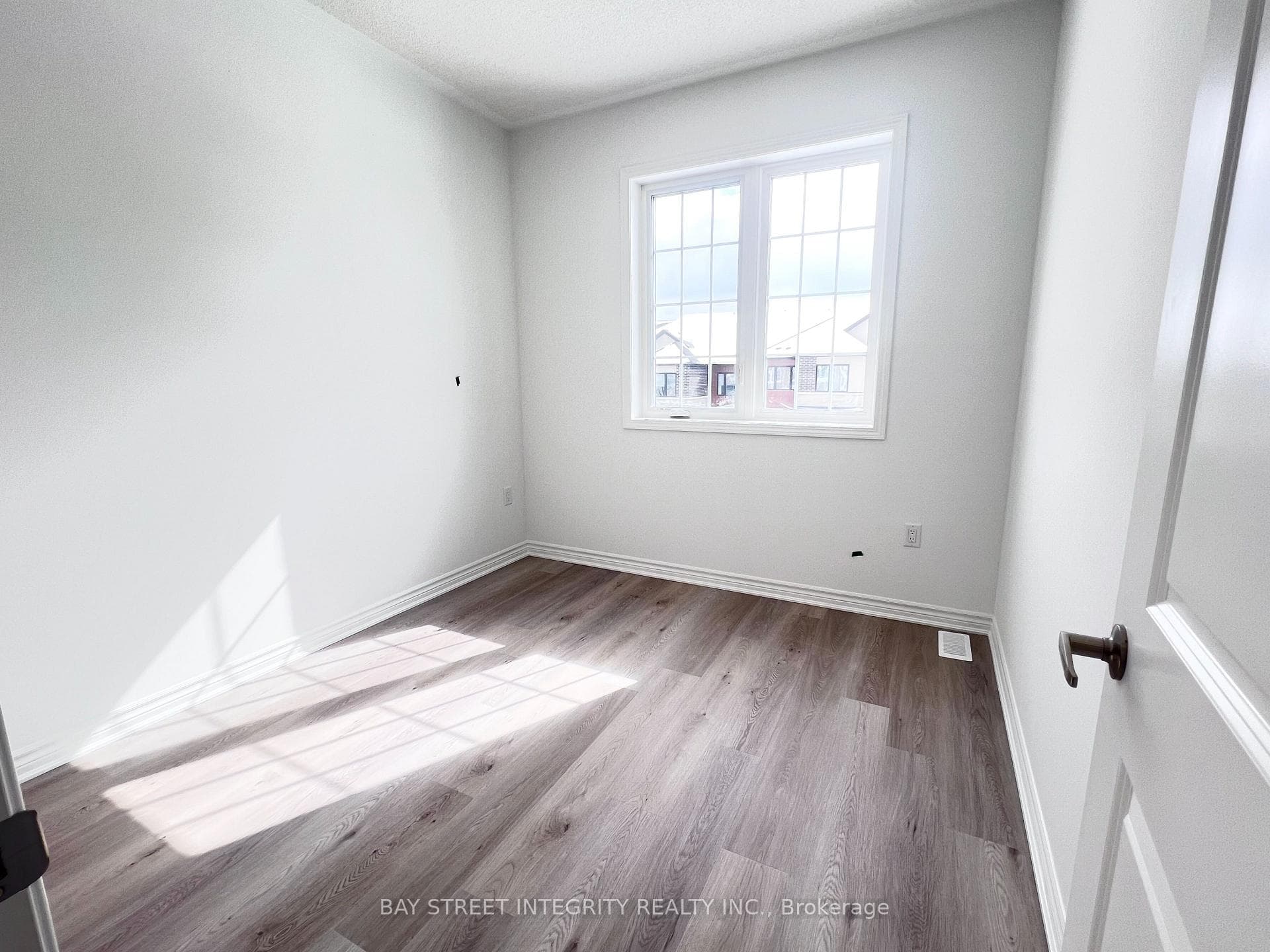 1768 Mineral Springs Way photo 12