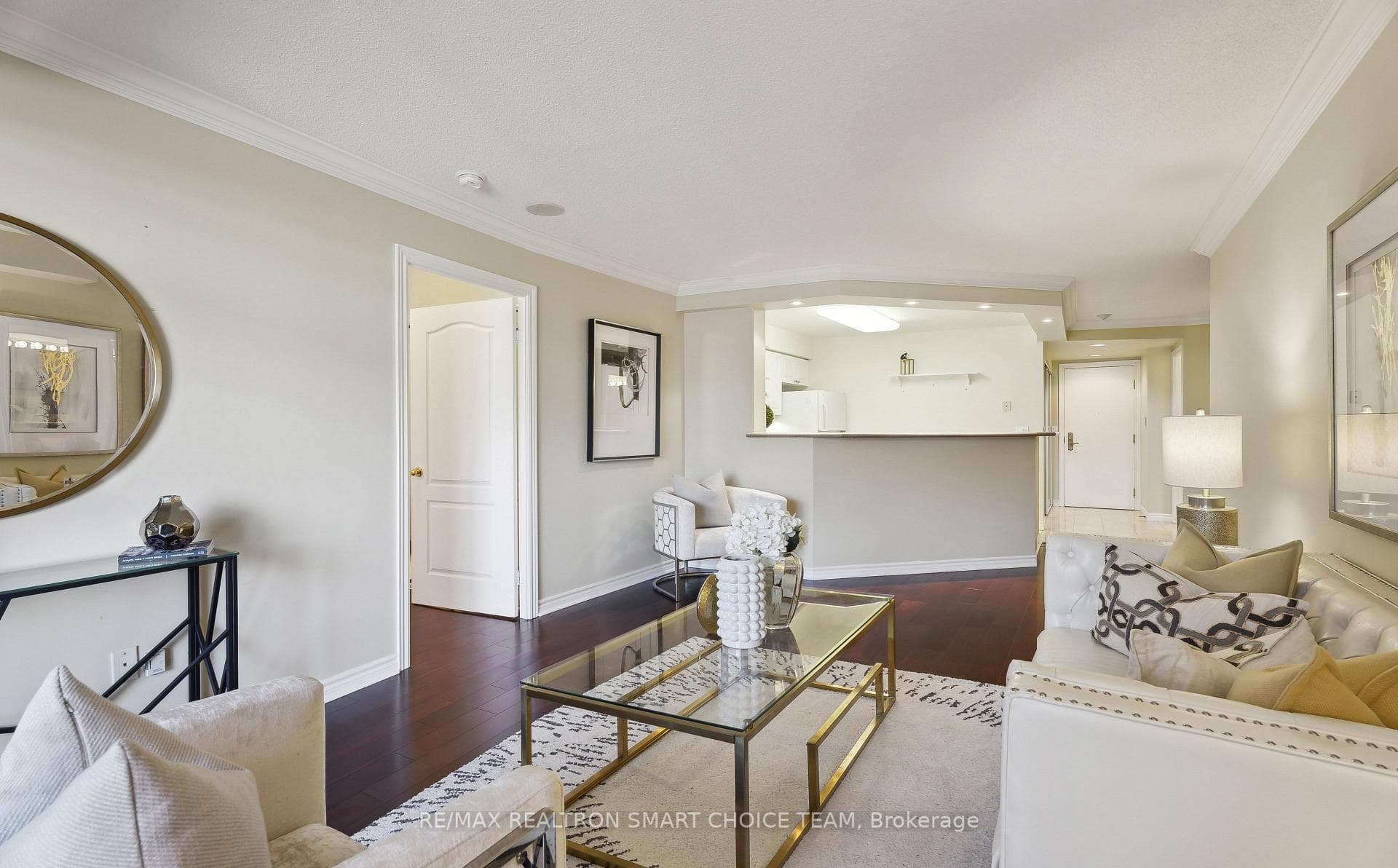 18 Sommerset Way Unit 302 photo 18