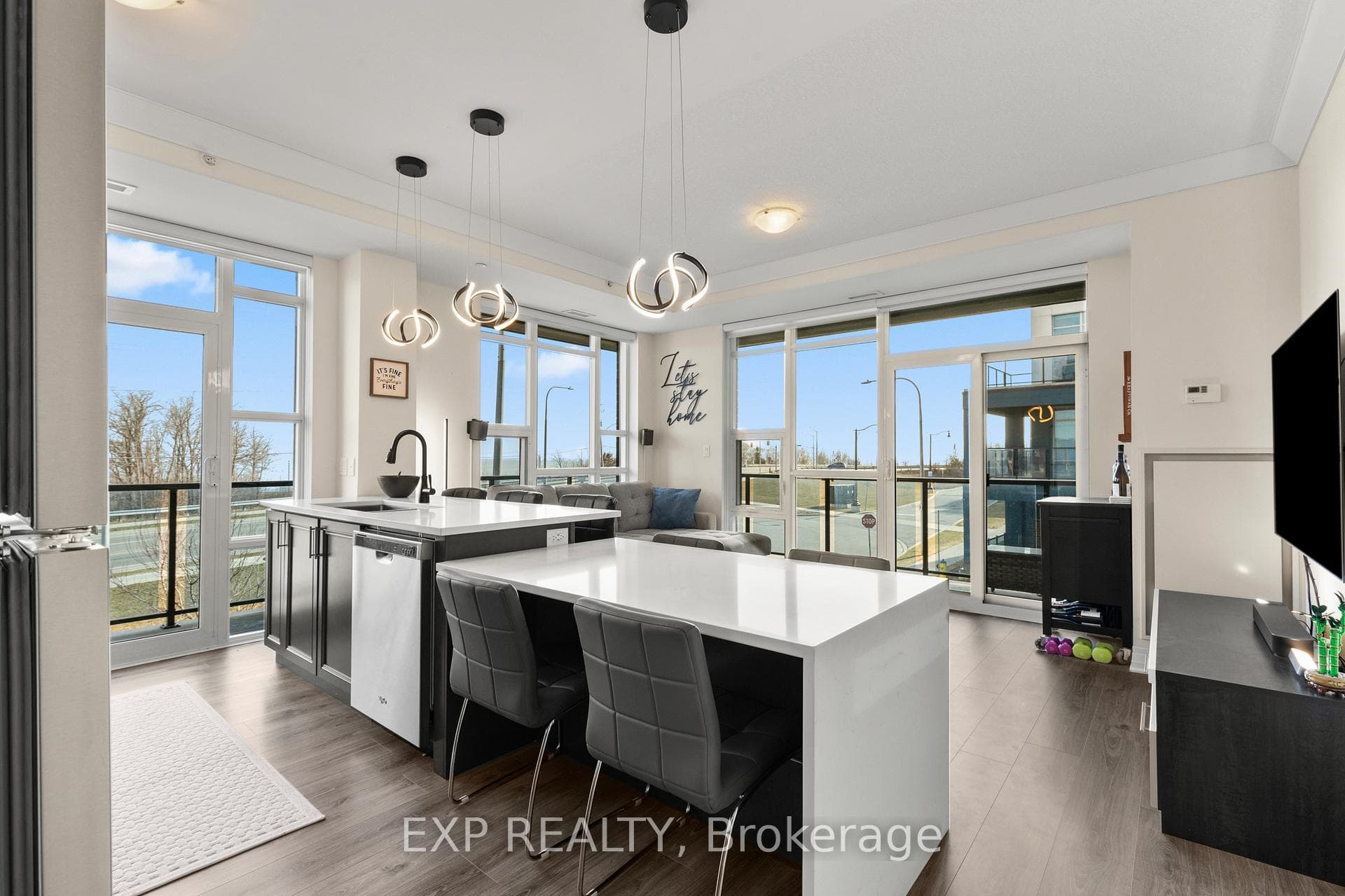 10 Concord Place Unit 209 photo 11