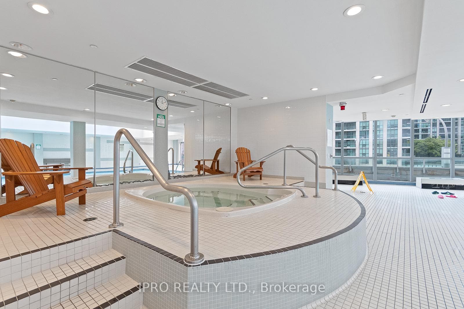 18 Yonge Street Unit 1104 photo 24