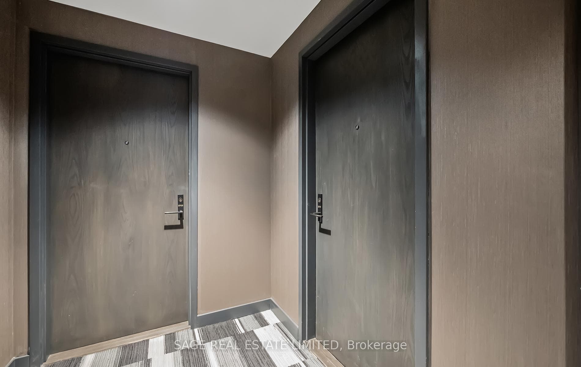 426 University Avenue Unit 3701 photo 24