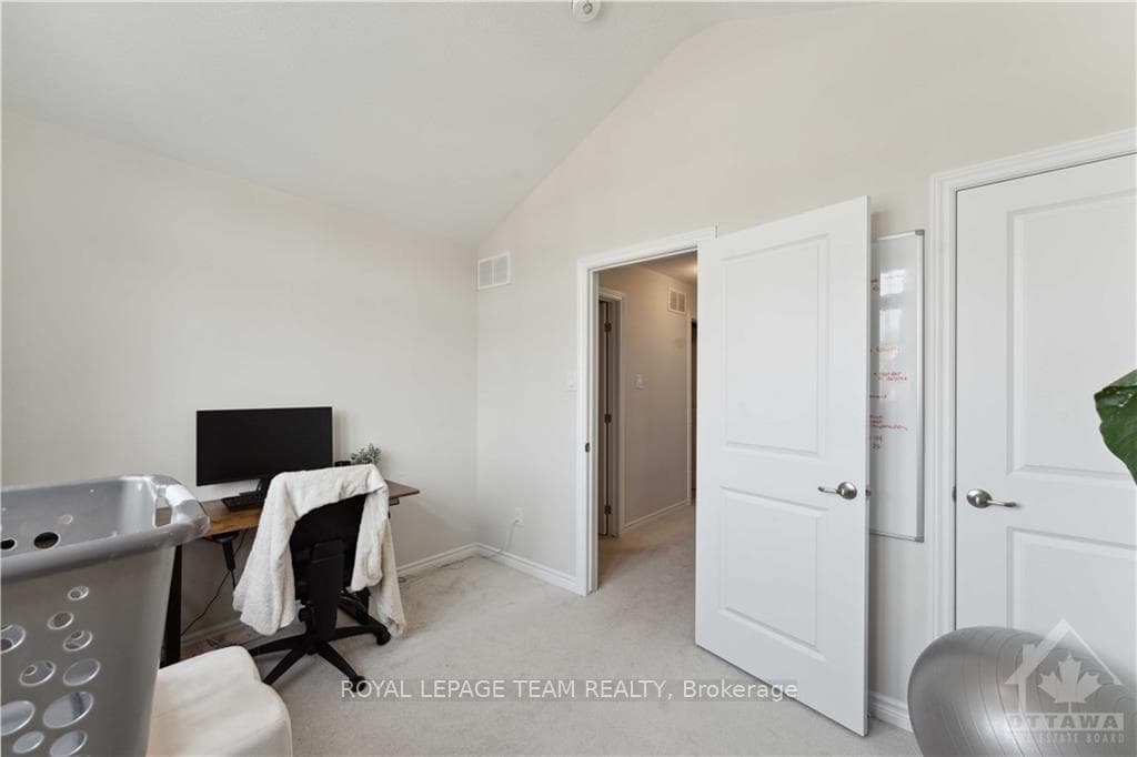 740 BRITTANIC Road photo 24