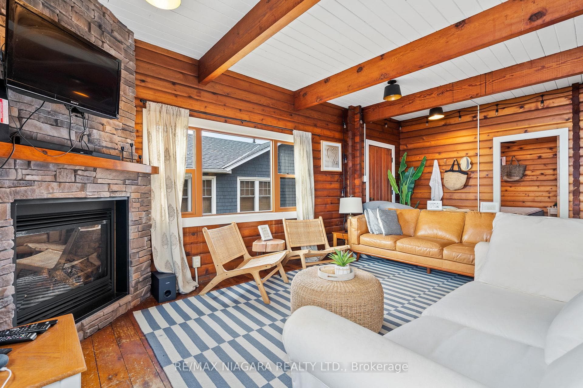 12547 Lakeshore Road photo 13