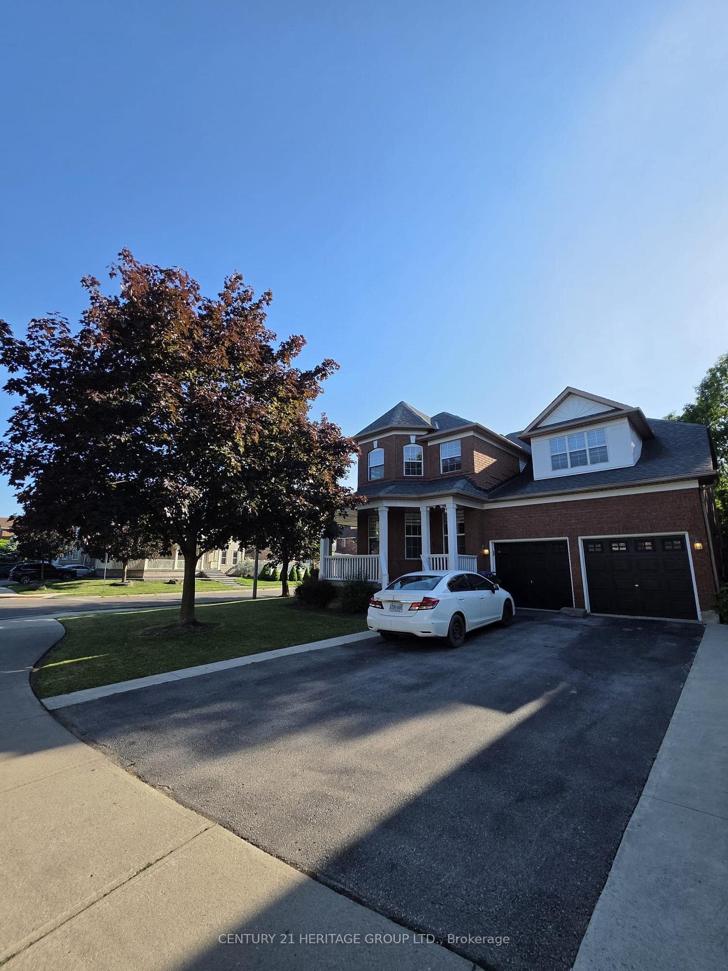 52 Brock Drive photo 2